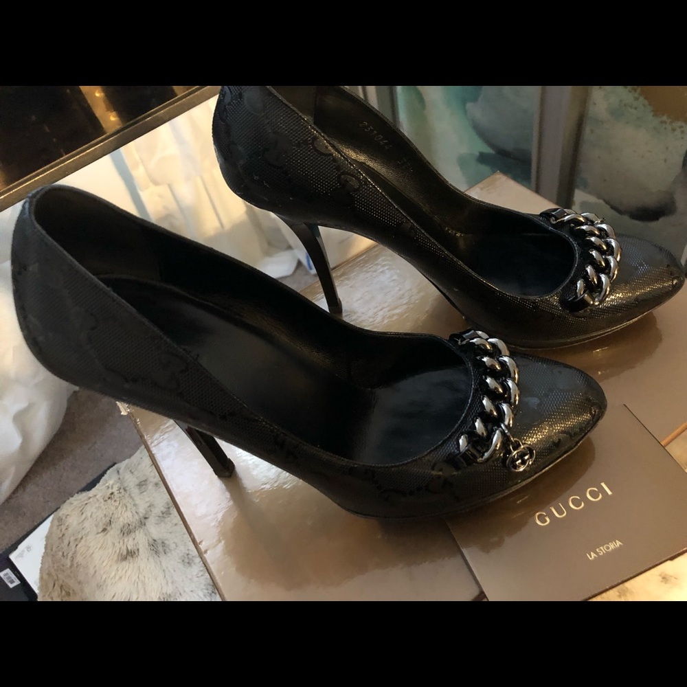 Pre Worn Stunning Gucci GG Imprime Pumps